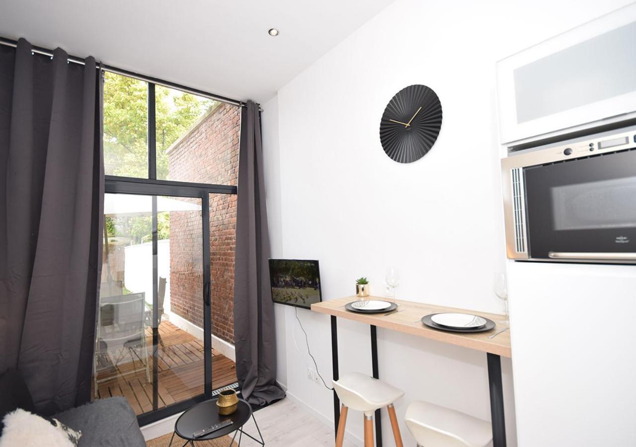 Hyper Centre Valenciennes - Wifi - Terrasse - Tramway - Lerelaisdodile2 Apartment Exterior photo